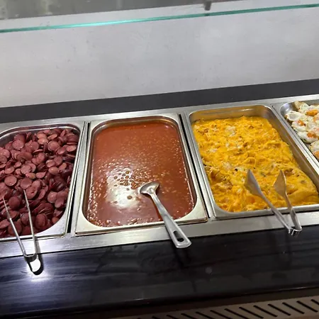 Хотел Emilia Palace