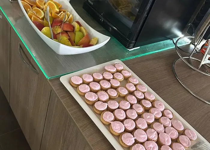 Emilia Palace Hotell Slăntjev Brjag